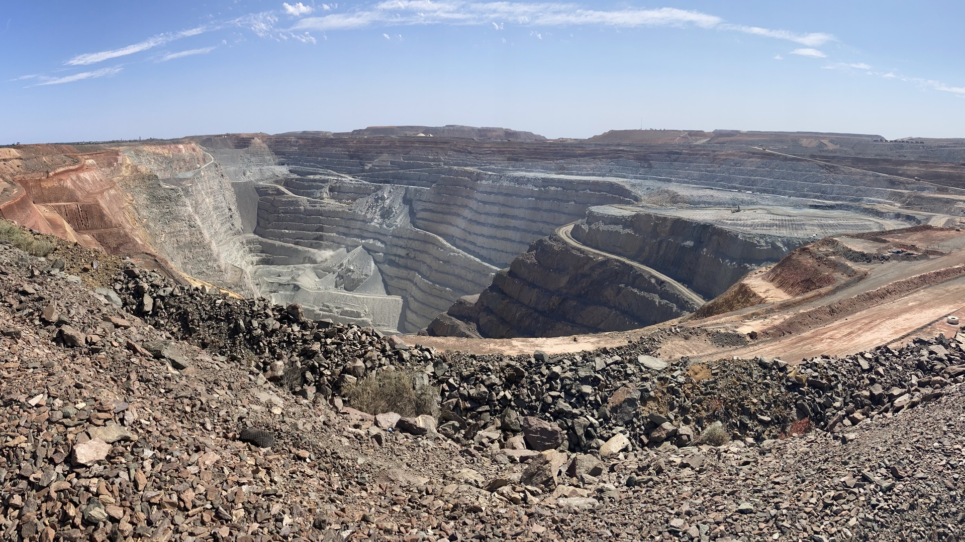 Nigerian Gold Mine Operations